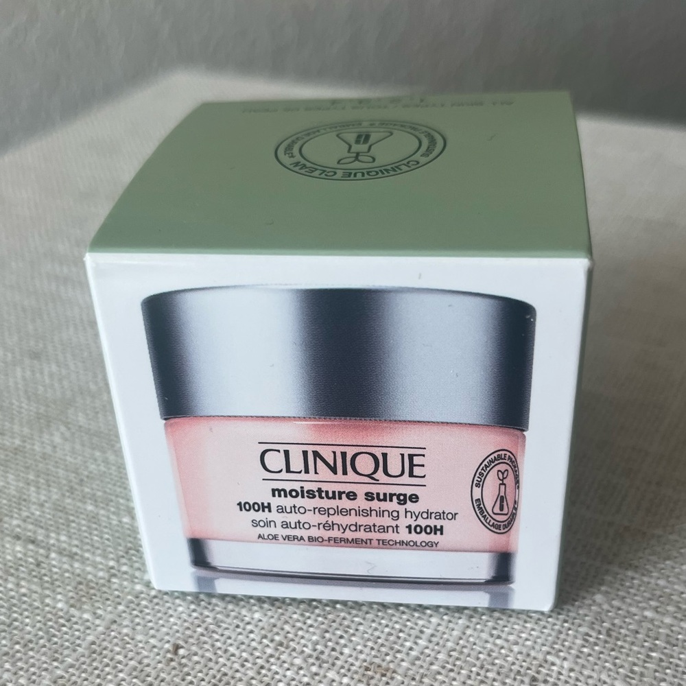Clinique Moisture Surge